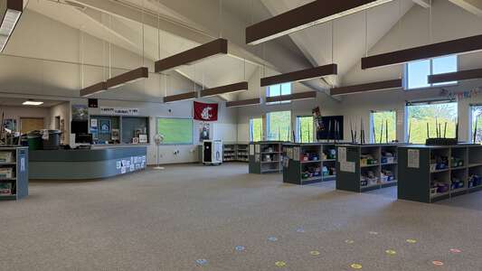 Green Gables Elementary School Library in Federal Way