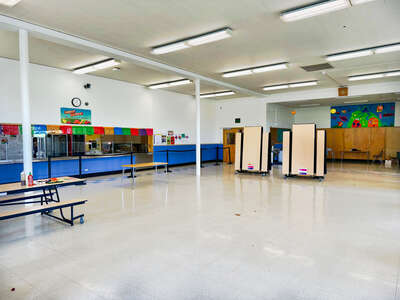 Lent K-5 School Cafeteria in Portland