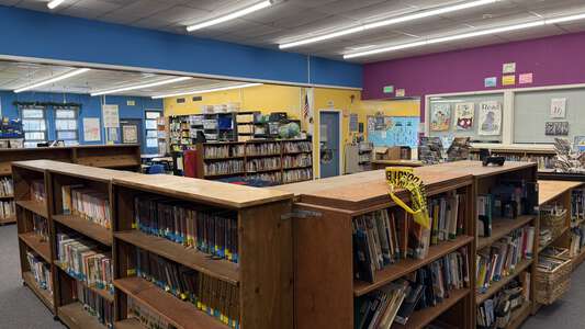 Santa Cruz Gardens Elementary School Library in Santa Cruz