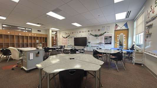 Soldier Creek Elementary School Classroom Standard in Midwest City 3