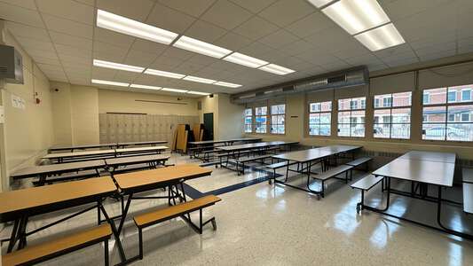 Budlong - Lyman A Budlong Elementary School Cafeteria in Chicago