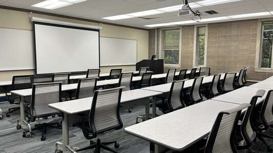 Menlo College Brawner Room 210 - 472 - Classroom in Atherton