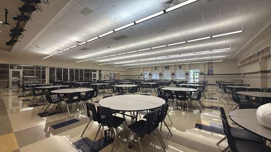 Creekview Middle School Cafeteria/Cafetorium in Fort Worth 3