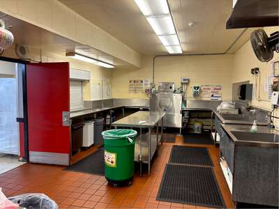 James Logan High School Kitchen in Union City 2