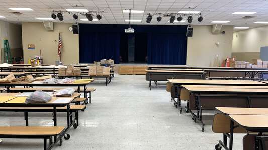 Jacksonville Beach Elementary School Cafeteria (3 hr min) in Jacksonville