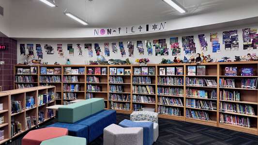 Eduardo Mata Montessori School Library in Dallas