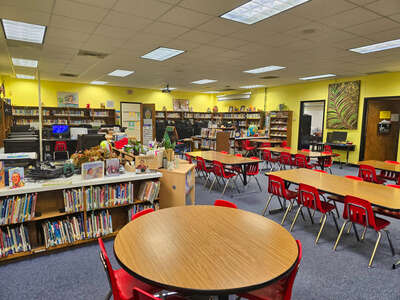 Parkview Elementary School Library in Baton Rouge