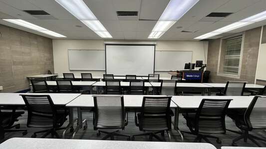 Menlo College Brawner Room 200 - 471 - Classroom in Atherton