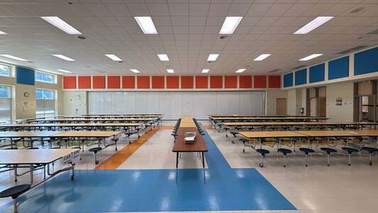 Charlotte East Language Academy K-8 School Cafeteria in Charlotte 4