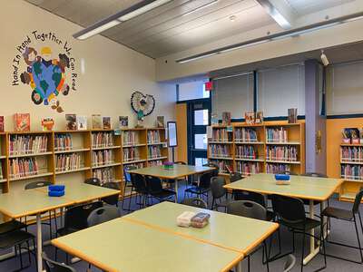 Zuni Technology and Communication Magnet School Media Center in Albuquerque