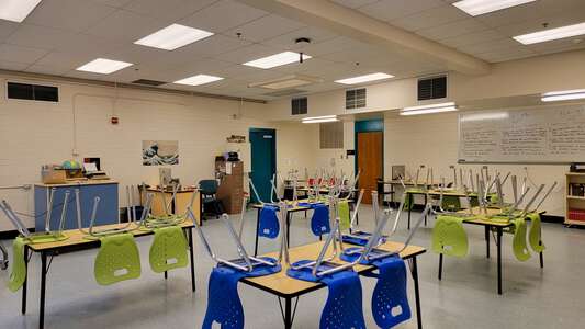 Hayes Dual Language Magnet School Classroom Standard in Albuquerque 2