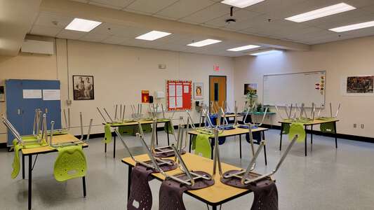 Hayes Dual Language Magnet School Classroom Standard in Albuquerque 3
