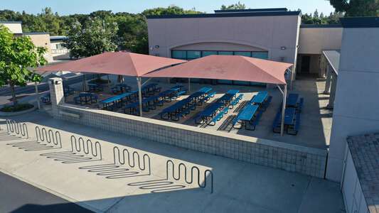 Plaza Vista School (K-8) Outdoor Lunch Area in Irvine