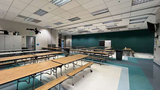 Meredith Hill Elementary School Cafeteria in Auburn 2