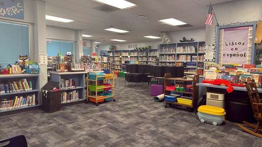 Helen L. Dollahan Elementary School Library in Rialto 3