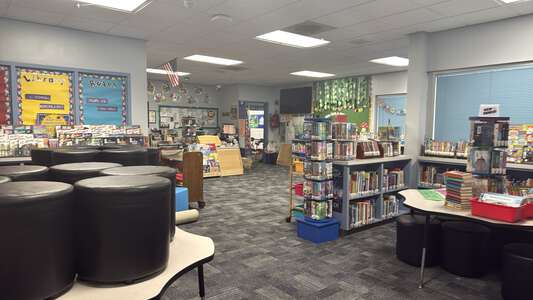 Helen L. Dollahan Elementary School Library in Rialto 4