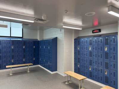 Robinson High School (3731) Girls Locker Room  in Tampa 2