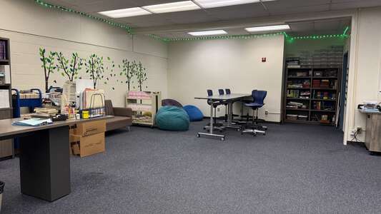 Rancho San Joaquin Middle School Media Center in Irvine