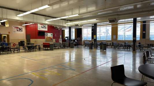 Mead Middle School Cafeteria in Wichita 2