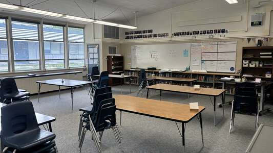 Orinda Intermediate School Room 84 - Classroom in Orinda