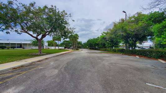 Bennett Elementary School Parking Lot - Back in Fort Lauderdale