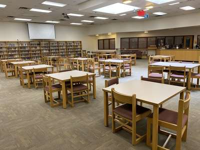 Greenfield Junior High School Library in Gilbert