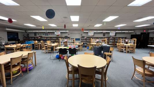 Oceanway Elementary School Library (3 hr min) in Jacksonville 4