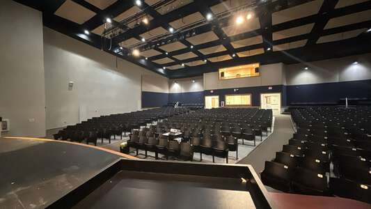 Elbert Edwin Waddell High School Auditorium in Charlotte 4