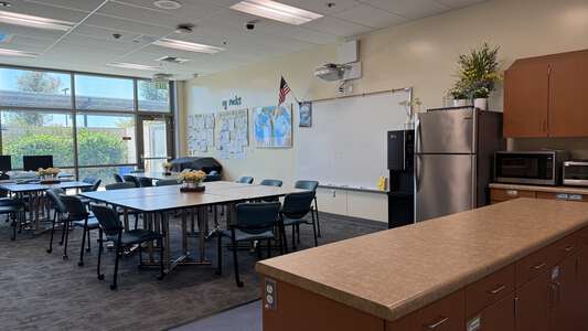 Cypress Village Elementary School Staff Lounge in Irvine