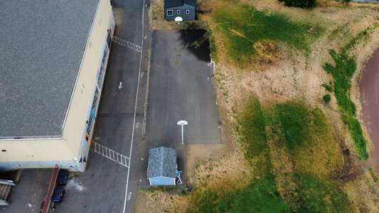 Hood River Outdoor Basketball Courts