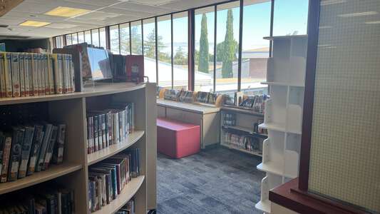 Mission Elementary School Library in Antioch