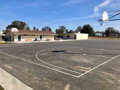 Houghton-Kearney K-8 School Outdoor Basketball Courts in Fresno
