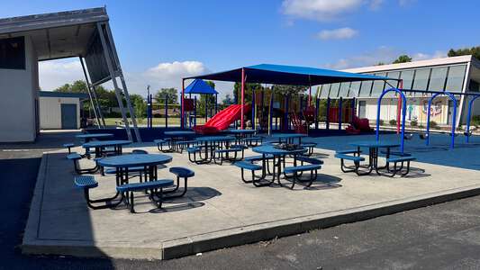 Bradoaks Elementary Science Academy Blacktop Area in Monrovia