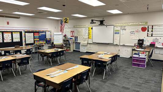 Earl - Marion B. Elementary School Classroom Standard in Las Vegas