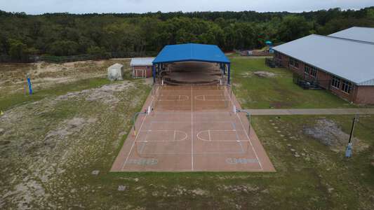 Loughman Oaks Elementary School Outdoor Basketball Courts in Davenport 4