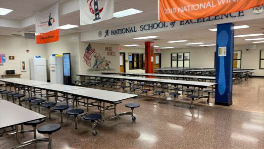 Minor Elementary School Cafeteria in Lilburn 2