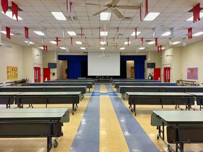 Metrowest Elementary School Cafeteria in Orlando