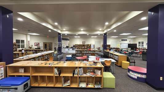 University Park Creative Arts Schools Media Center in Charlotte 4