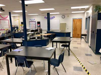 Sleepy Hill Middle School Classroom Standard in Lakeland