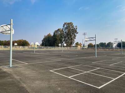 Martin Luther King Elementary Basketball Courts - North in Bakersfield 2