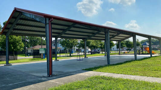 Atherton Elementary Outdoor Basketball Courts in Houston