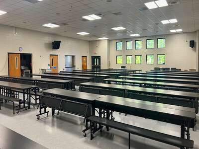 Devon Forest Elementary School Cafeteria in Goose Creek