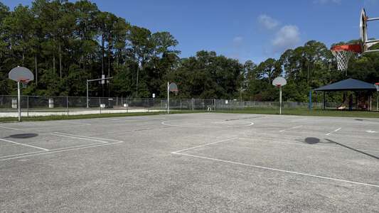 Outdoor Basketball Courts (3 hr min)