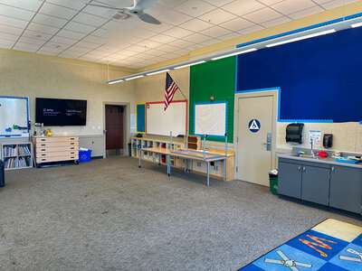 Hoover Elementary School Classroom Standard in Burlingame