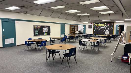 Bates Elementary School Media Center in Courtland 2