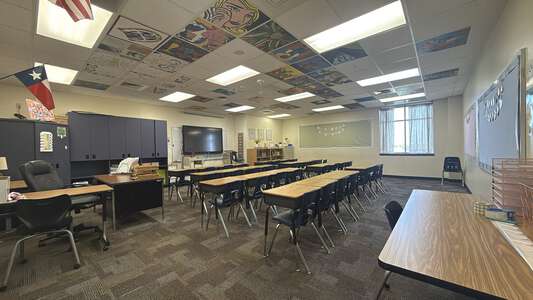 Creekview Middle School Classroom Standard in Fort Worth 2