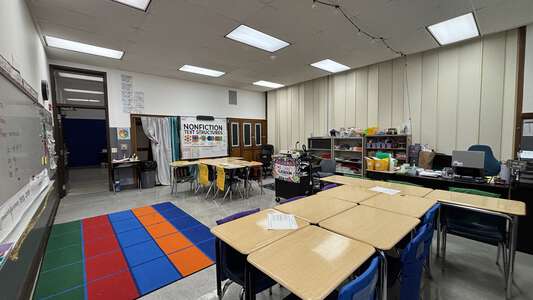 Cardenas - Lazaro Cardenas Elementary School Classroom Standard - South Campus in Chicago 2