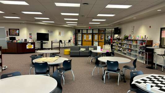 Jordan Middle School Library in Lawrenceville 3