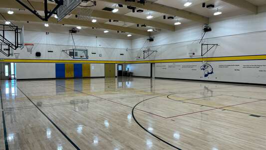 Oak Grove High School in San Jose California Slideshow Image 13