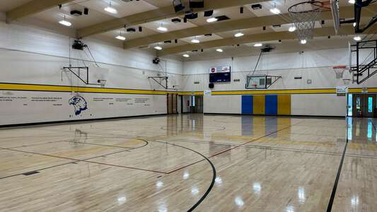 Oak Grove High School Gym - Small (Building V, Room V1) in San Jose 4
